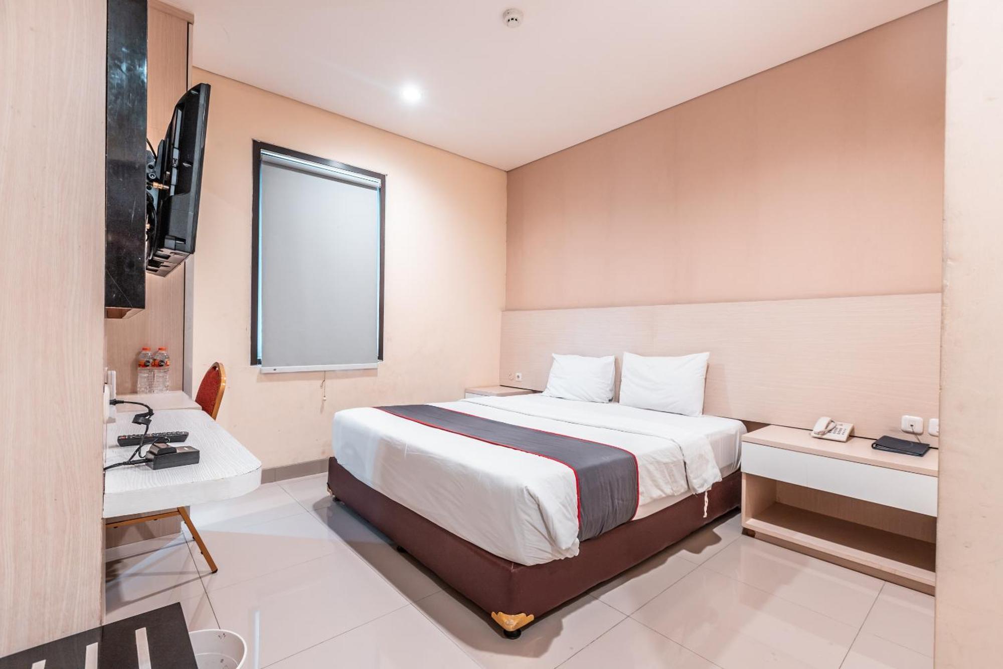 Collection O Hotel Igloo Bekasi Buitenkant foto