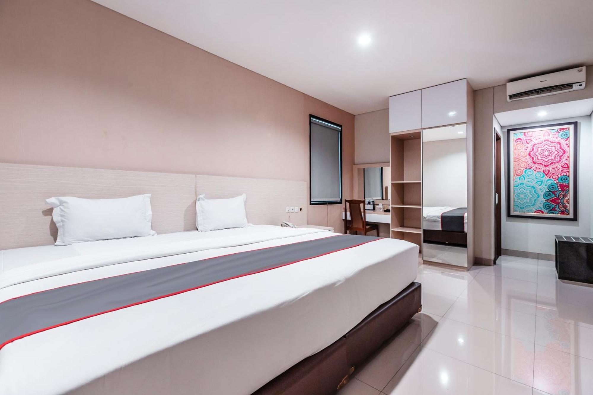 Collection O Hotel Igloo Bekasi Buitenkant foto